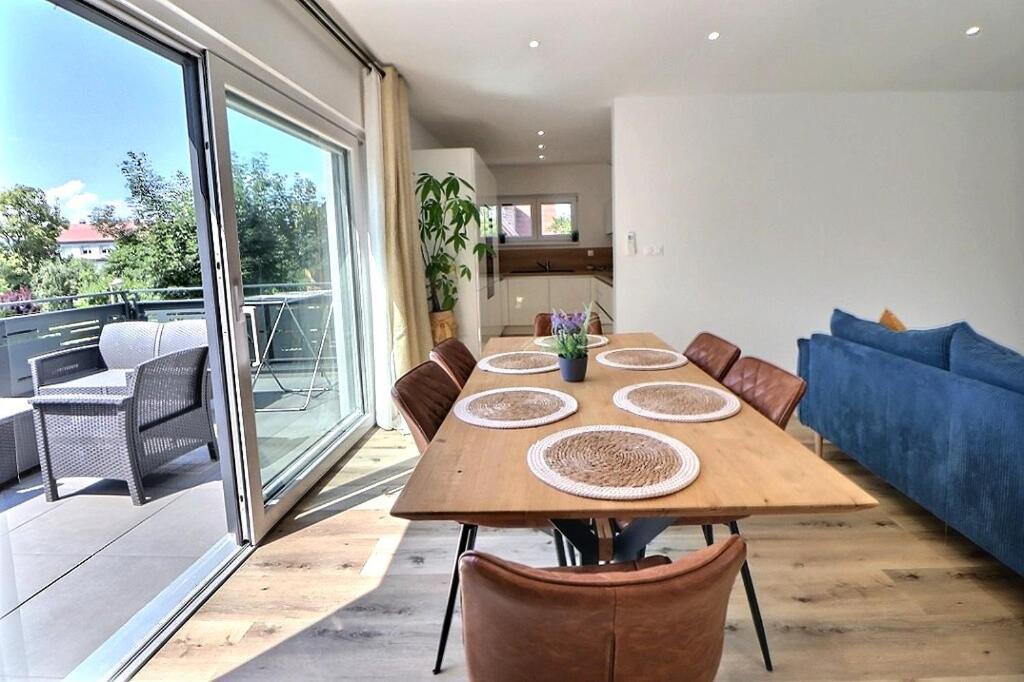 Appartement Alsace Neuf Garage, Parking Et Terrasse Colmar Exterior foto